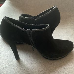 Antonio Melani black black booties with side zipper. 4” heel